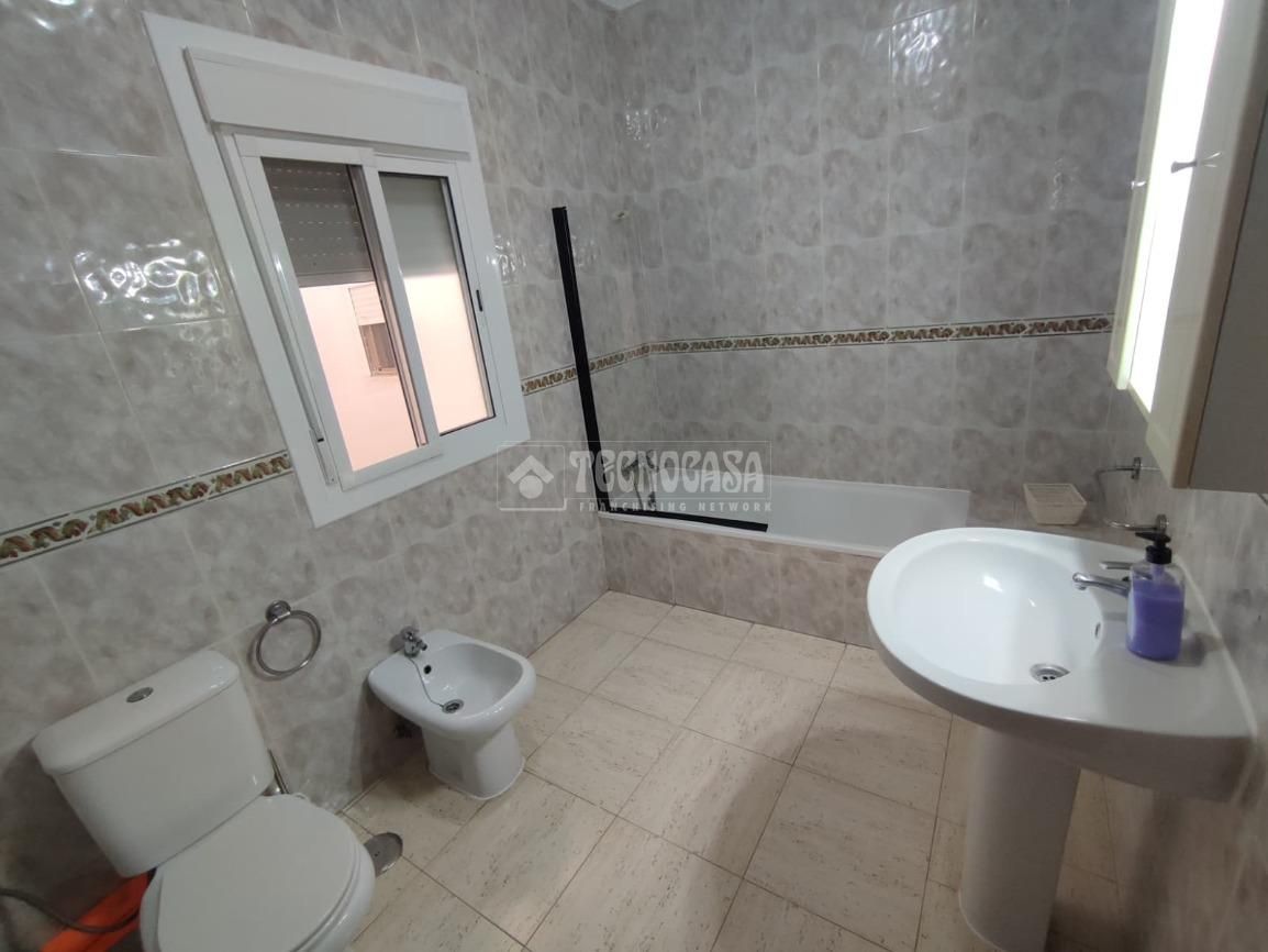 Bany de Pis de lloguer en  Sevilla Capital