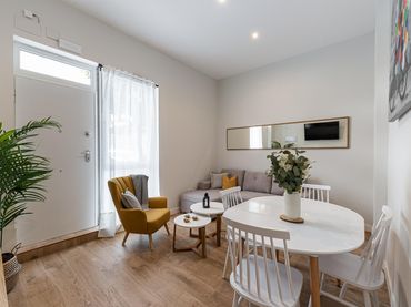 Piso con ascensor en venta en Calle MAUDES