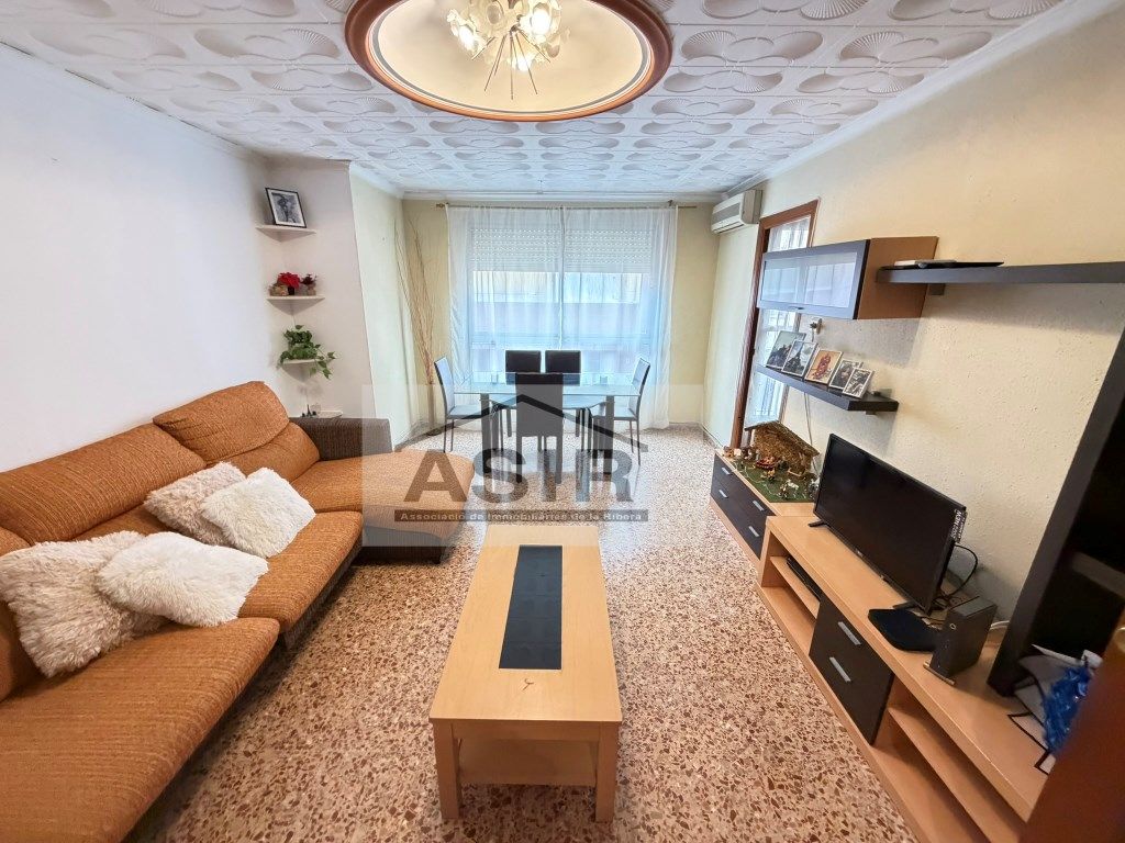 Living room of Flat for sale in Algemesí  with Air Conditioner and Balcony