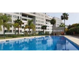 Swimming pool of Flat for sale in Fuengirola  with Air Conditioner, Heating and Private garden