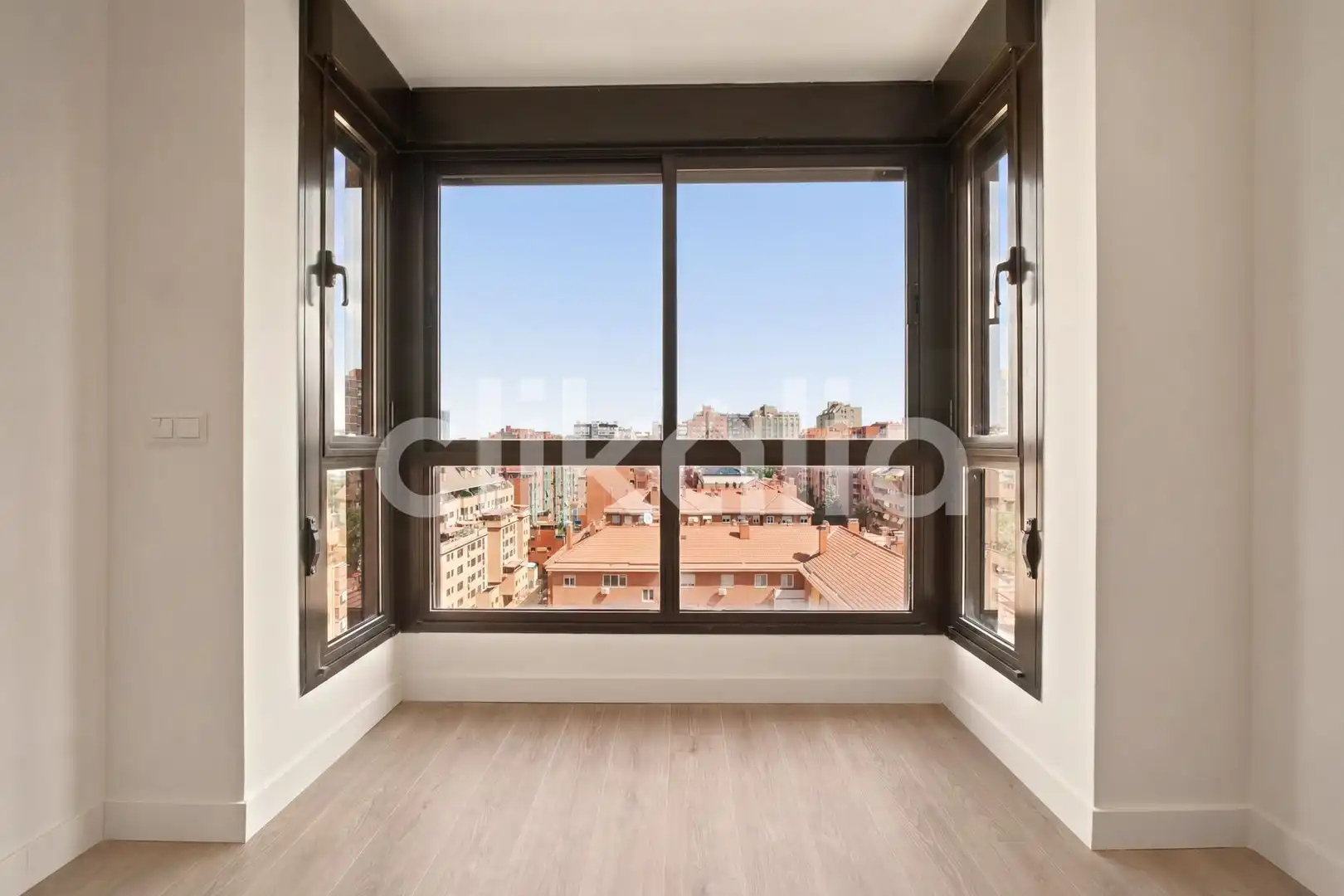 Habitación de Piso en venta en Madrid con Aire acondicionado, Calefacción y Jardín privado