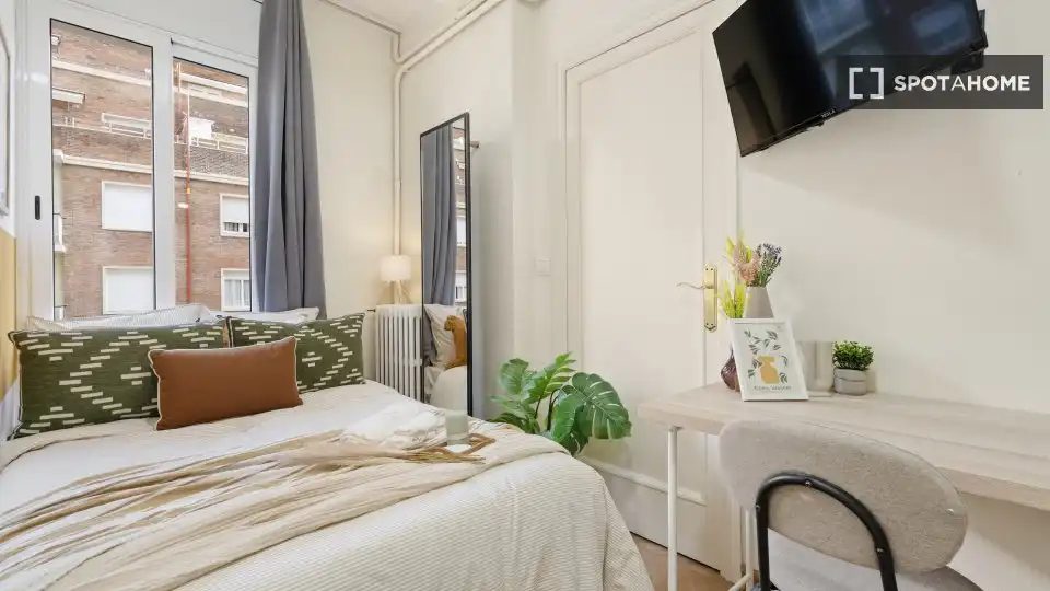 Habitación de Piso para compartir en Barcelona con Aire acondicionado, Calefacción y Terraza