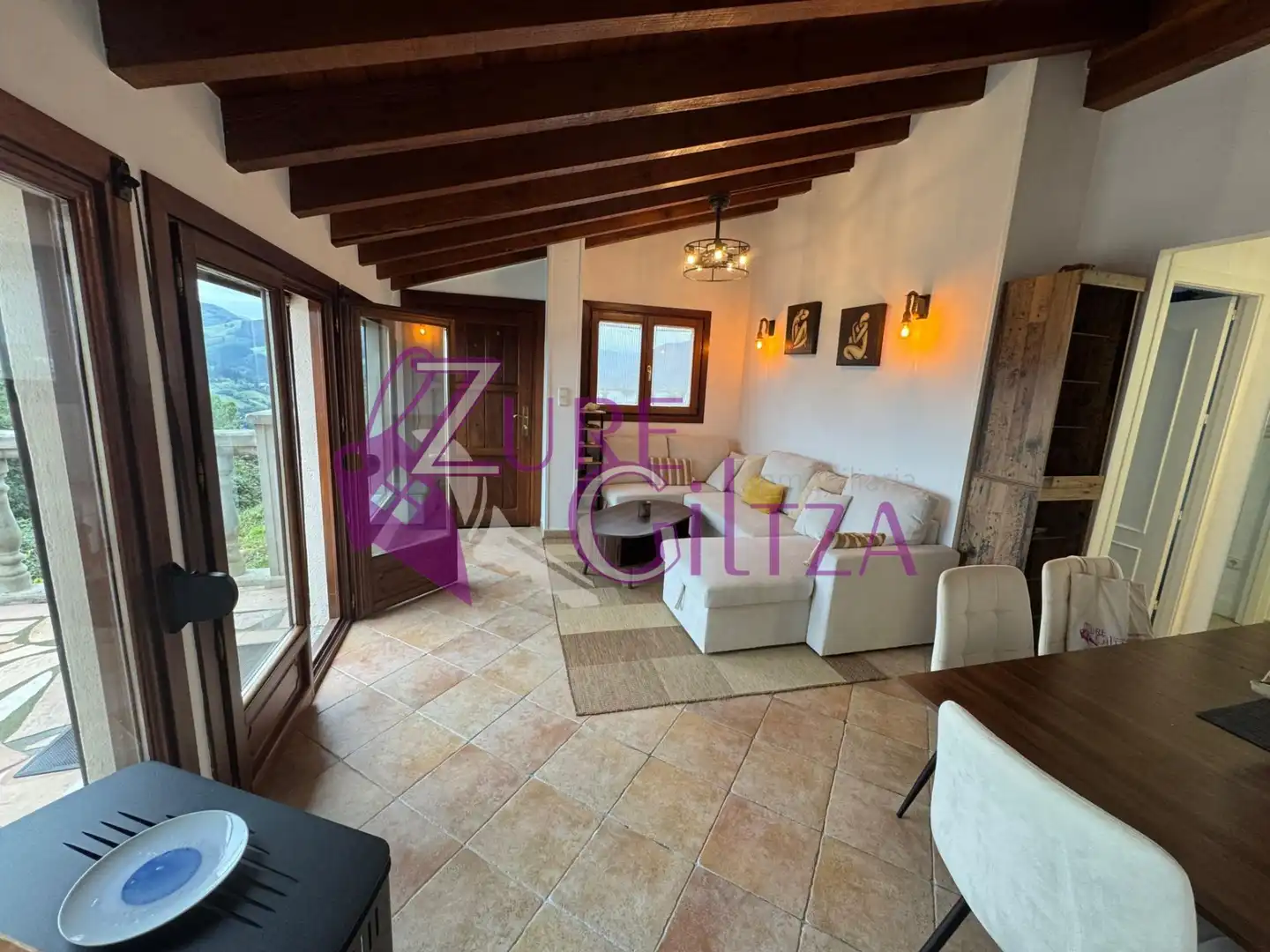 Sala d'estar de Casa o xalet en venda en Mutriku, Gipuzkoa