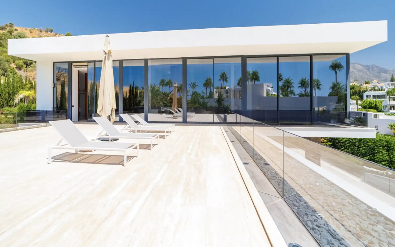 Terraza de Casa o chalet de alquiler en Marbella con Aire acondicionado, Jardín privado y Terraza