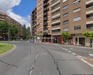 Vista exterior de Garatge en venda en  Logroño