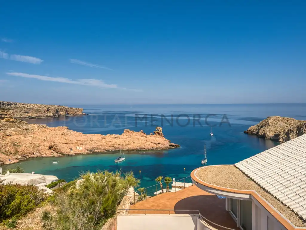 Vista exterior de Casa o xalet en venda en Ciutadella de Menorca amb Piscina