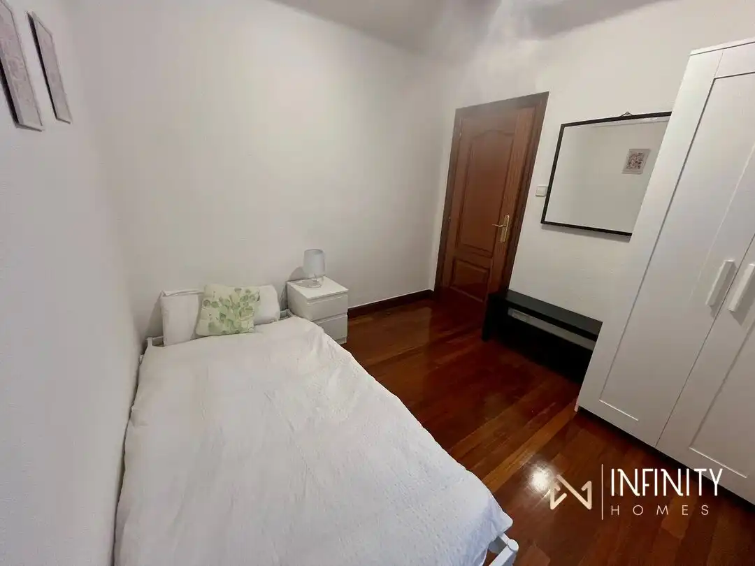 Appartamento con balcone in affitto a Larrea - San Juan de Dios - Peñota, imagen 4