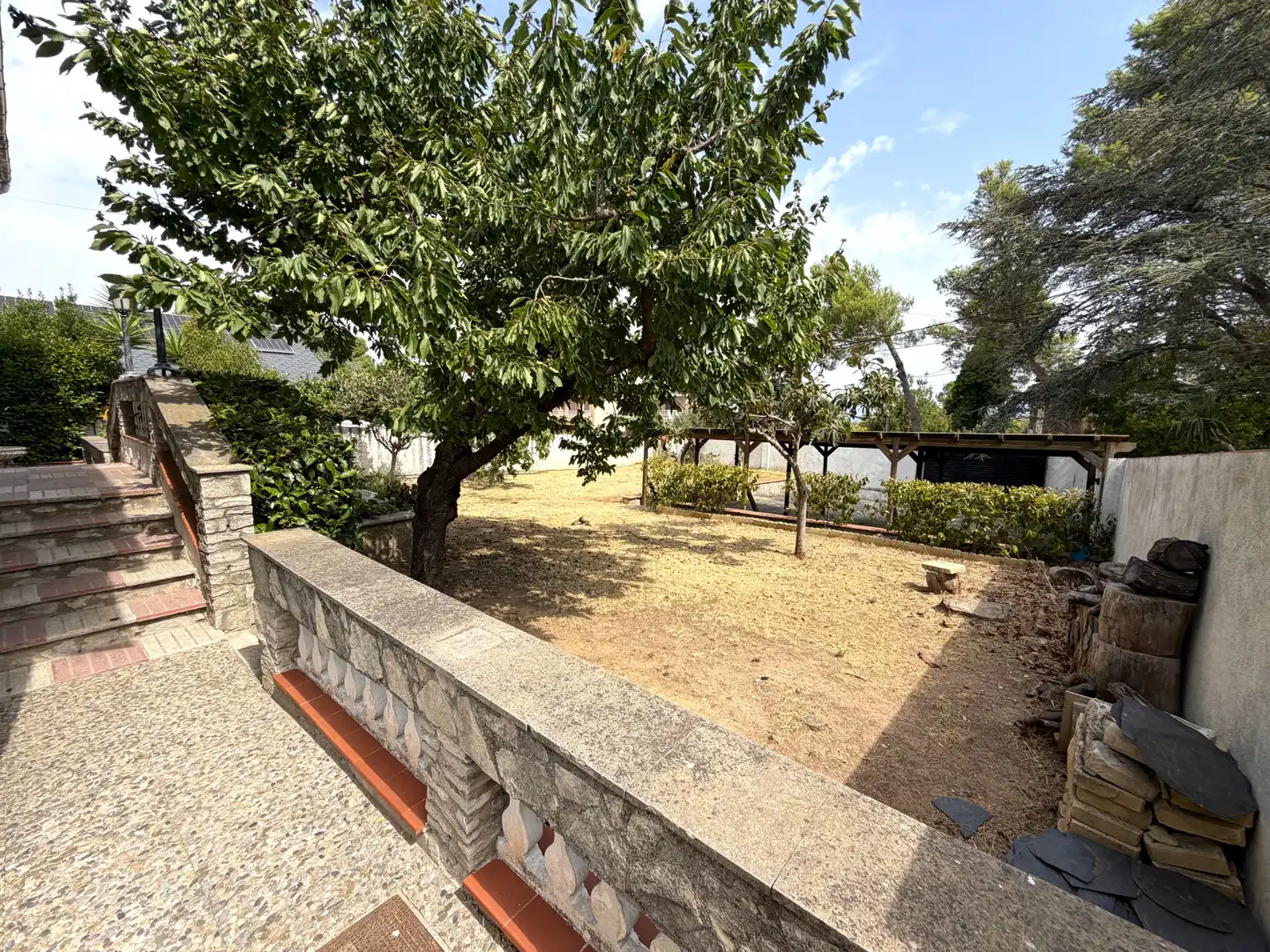 Jardí de Finca rústica en venda en Mediona amb Jardí privat, Parquet i Terrassa
