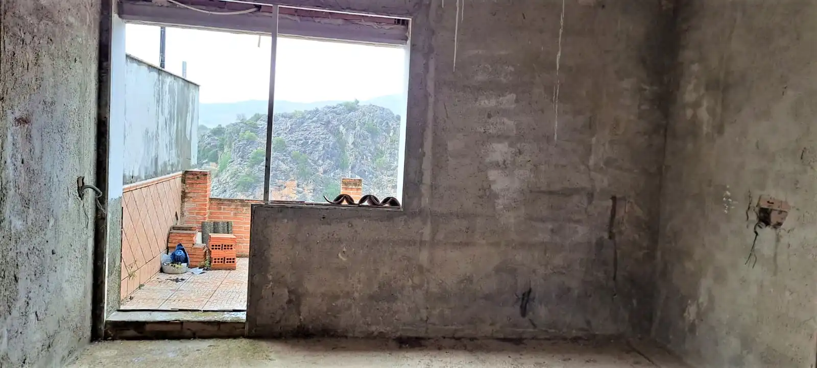 Casa adosada en venda en Benaoján