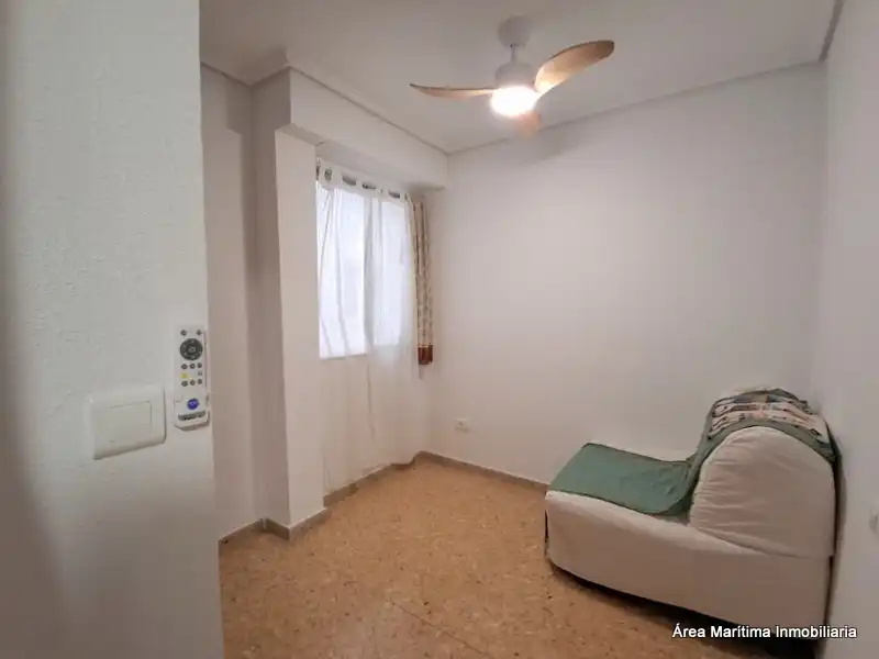 Bedroom of Flat for rent in Valencia  with Air Conditioner, Heating and Furnished