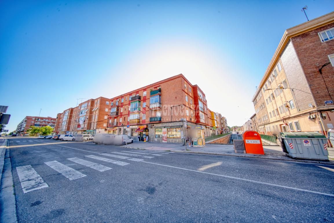 Exterior view of Flat for sale in Valladolid Capital  with Heating