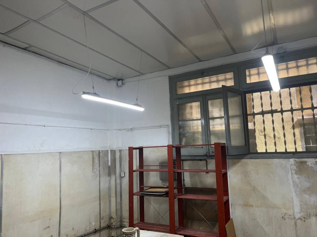 Premises for sale in  Barcelona Capital