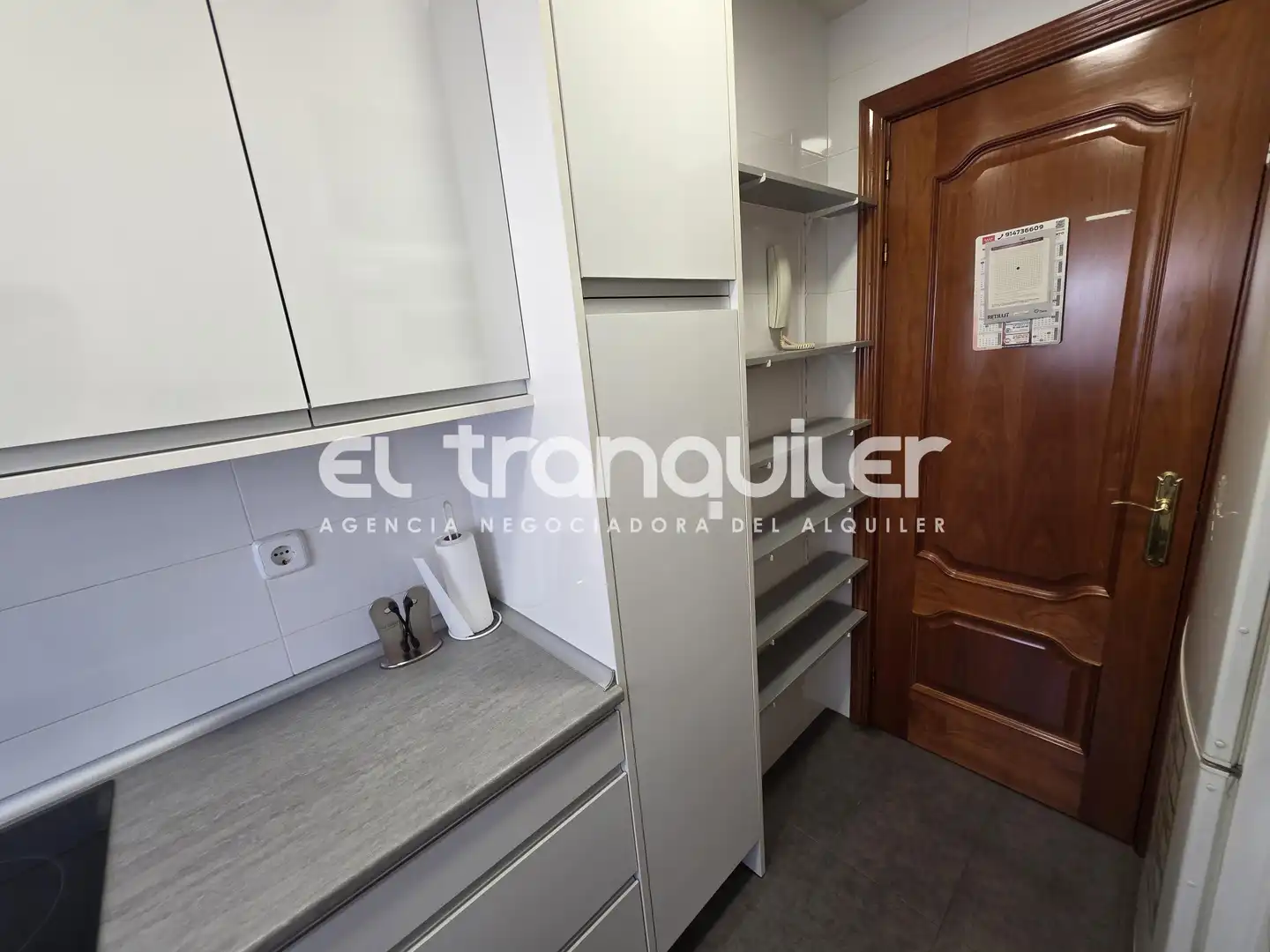 Cocina de Piso de alquiler en Madrid con Aire acondicionado, Parquet y Amueblado