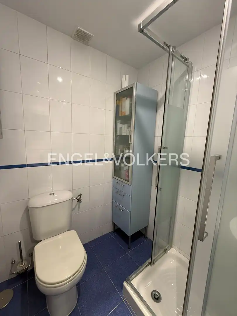 Baño de Piso en venta en Madrid con Aire acondicionado, Calefacción y Parquet