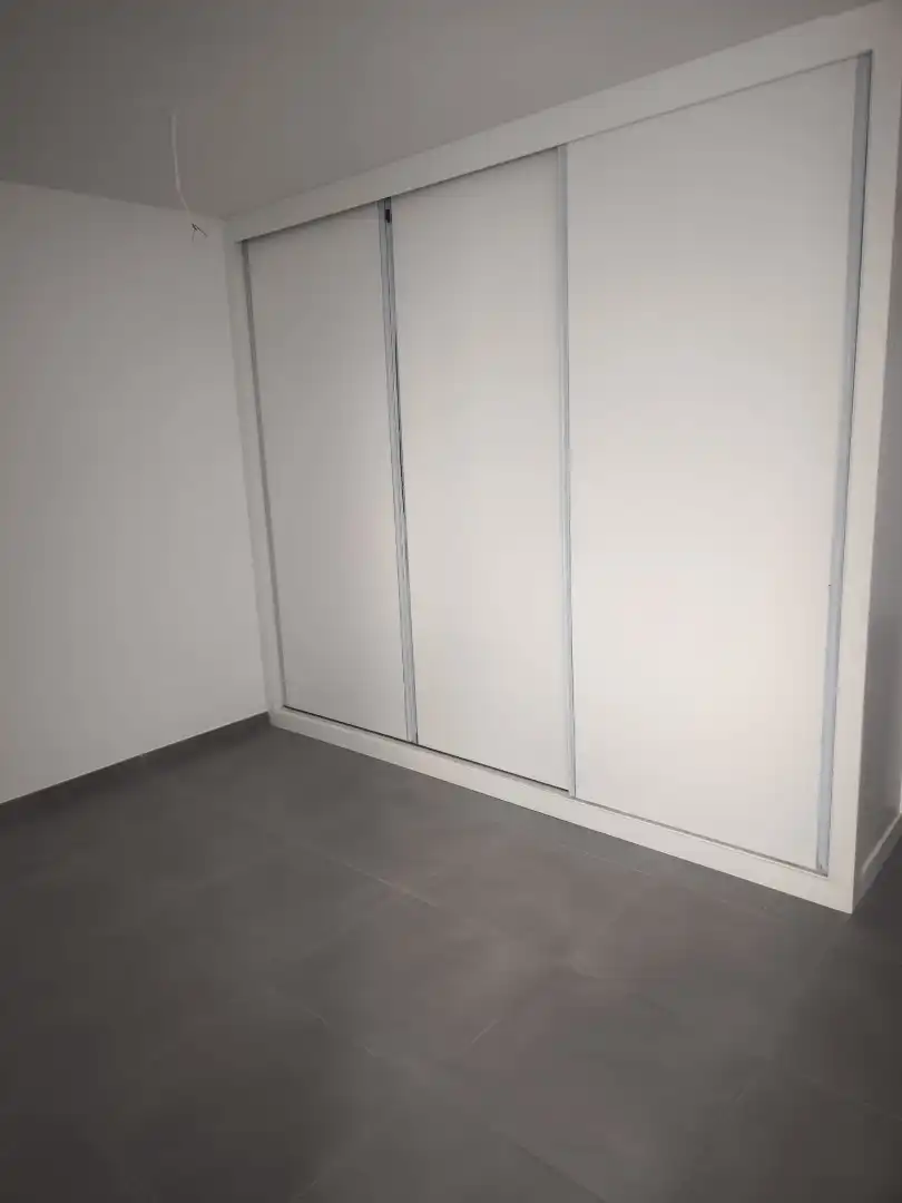 Habitación de Piso en venta en Melilla