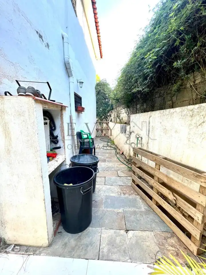 Vista exterior de Casa o xalet en venda en Torremolinos amb Calefacció, Jardí privat i Terrassa