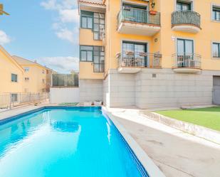 Swimming pool of Duplex for sale in San Lorenzo de El Escorial  with Air Conditioner, Heating and Storage room