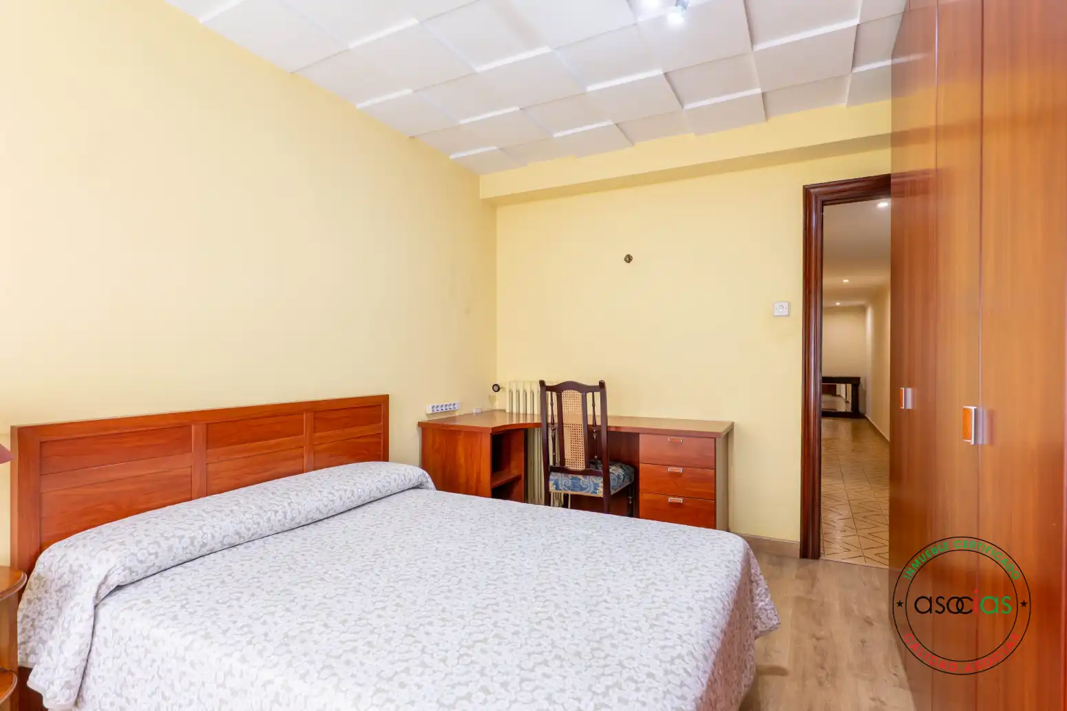 Habitación de Piso en venta en Gijón  con Calefacción y Trastero