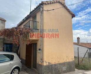 Exterior view of House or chalet for sale in Valdehúncar