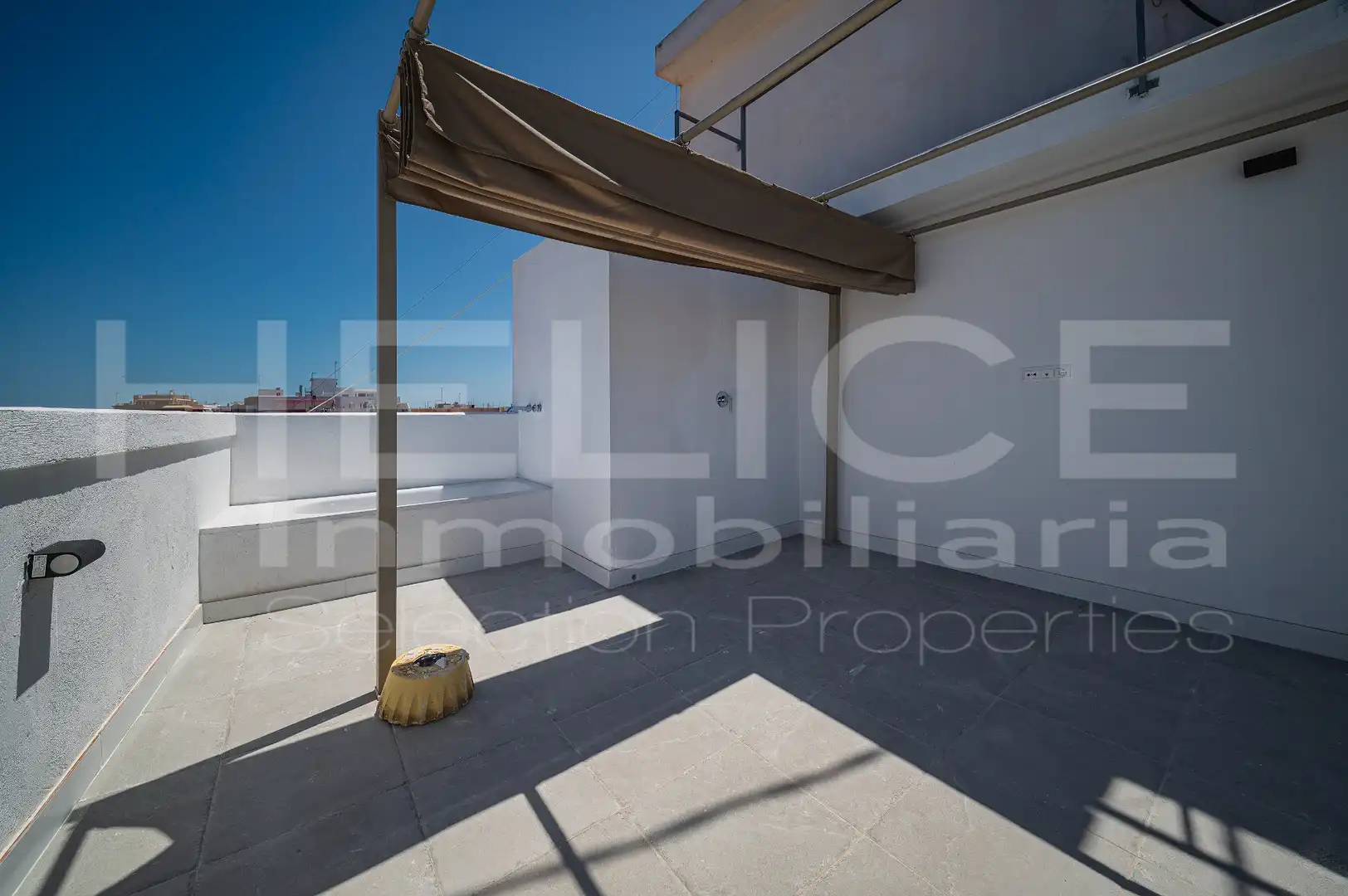 Attic for sale in Barrio de Benicalap