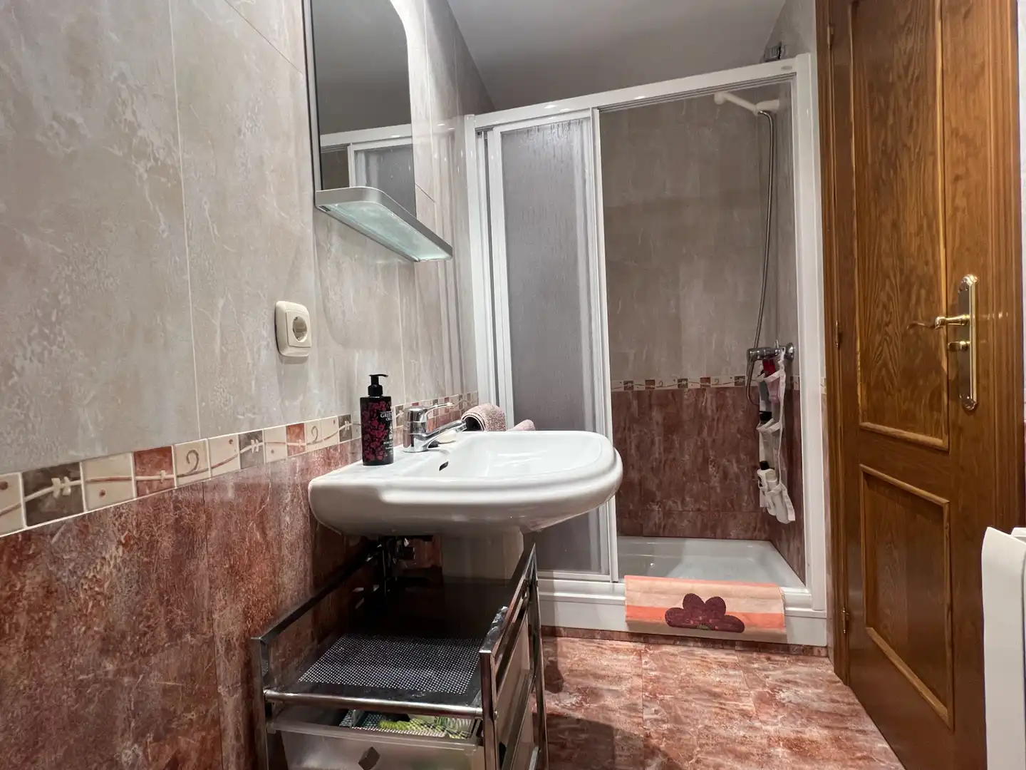 Baño de Piso en venta en Valle de Hecho con Calefacción, Amueblado y Balcón