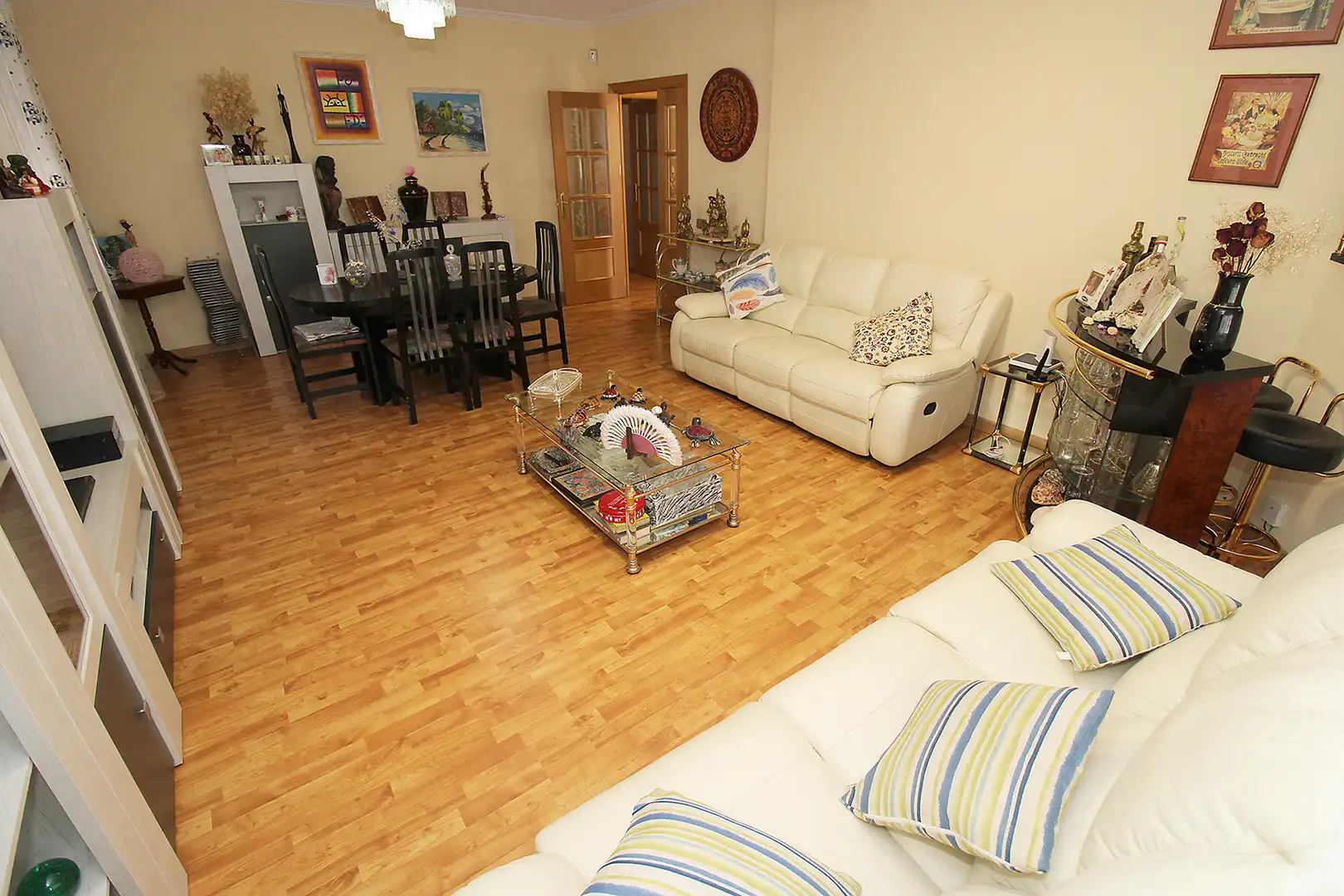 Sala de estar de Casa o chalet en venta en Torremocha de Jarama con Aire acondicionado, Calefacción y Jardín privado
