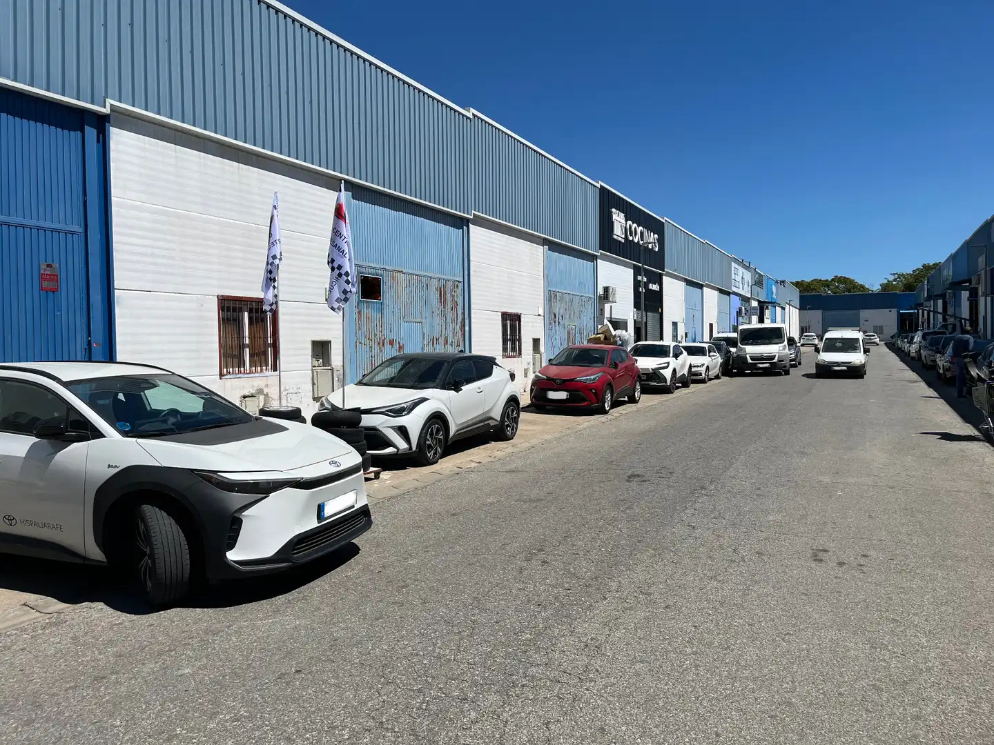 Aparcament de Nau industrial en venda en Valencina de la Concepción