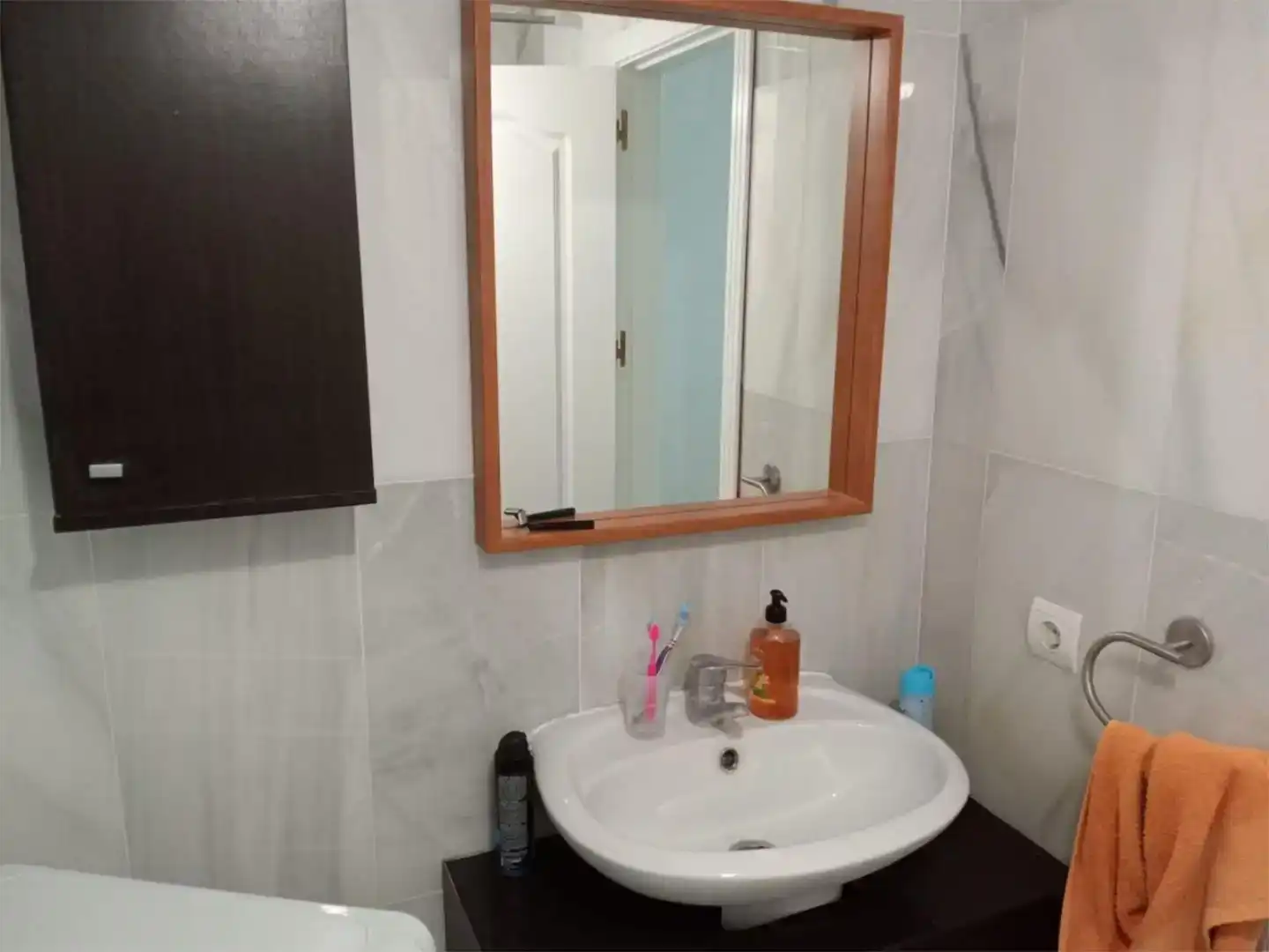 Bathroom of Flat for sale in Estepona  with Swimming Pool