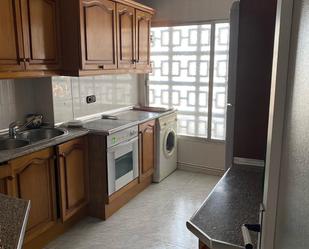 Kitchen of Flat for sale in Guadix  with Furnished, Oven and Washing machine