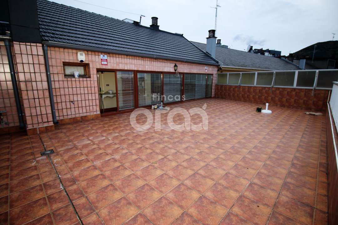 Terrassa de Dúplex en venda en Santurtzi  amb Calefacció, Terrassa i Alarma