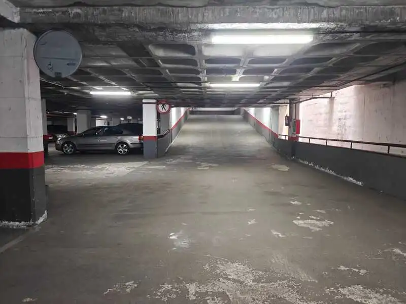 Parking de Garaje en venta en Alcorcón