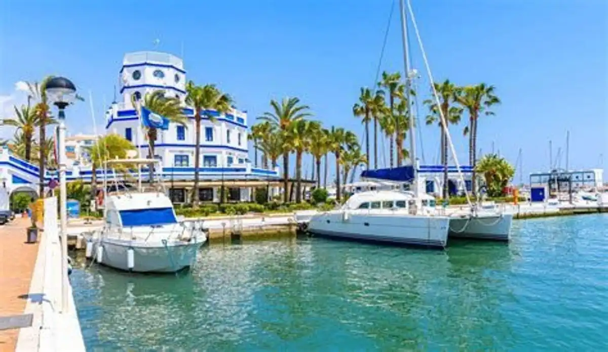 Terraced house for sale in Estepona Pueblo, imagen 2