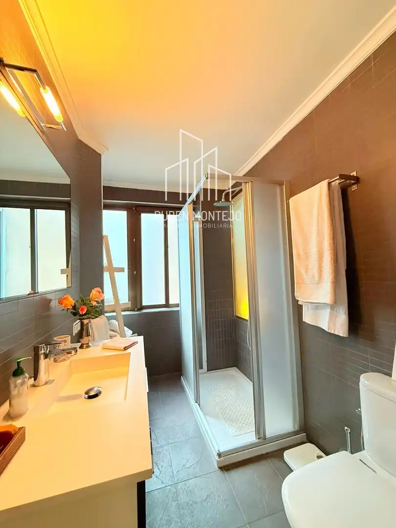 Baño de Piso en venta en Salamanca con Calefacción, Amueblado y Horno