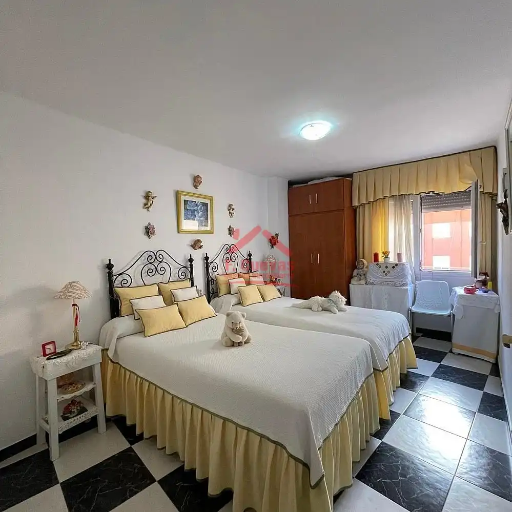 Habitación de Apartamento en venta en Vélez-Málaga con Aire acondicionado, Calefacción y Terraza