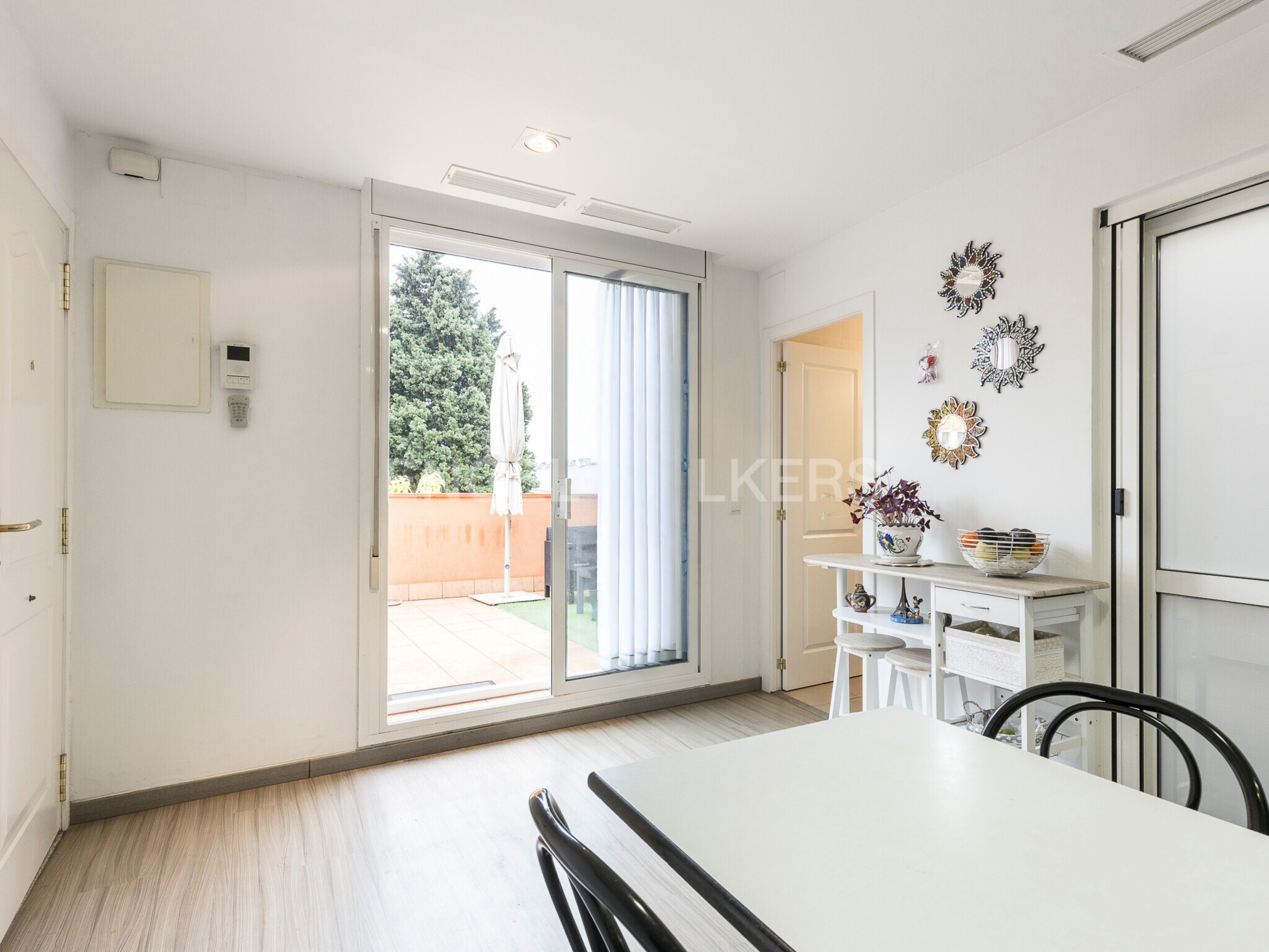 Terrassa de Casa o xalet en venda en Sant Joan Despí amb Aire condicionat, Calefacció i Terrassa