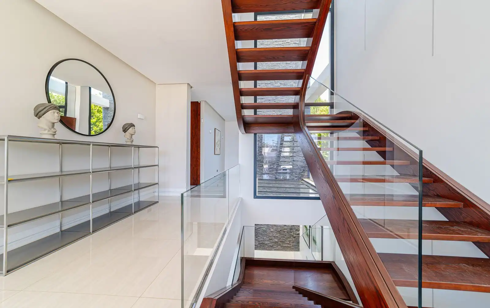 Haus oder Chalet zur Miete in Marbella mit Klimaanlage, Privatgarten und Terrasse