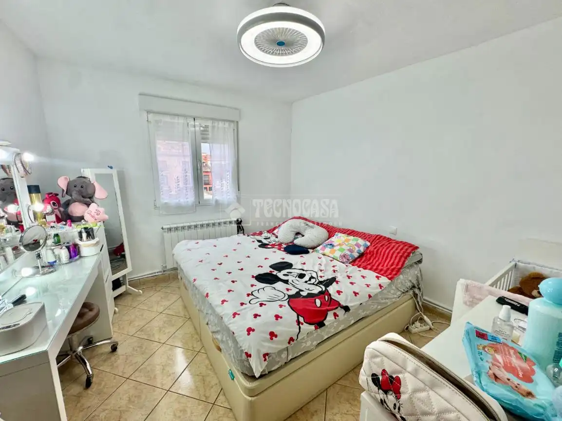 Habitación de Piso en venta en Yunquera de Henares con Aire acondicionado, Amueblado y Balcón