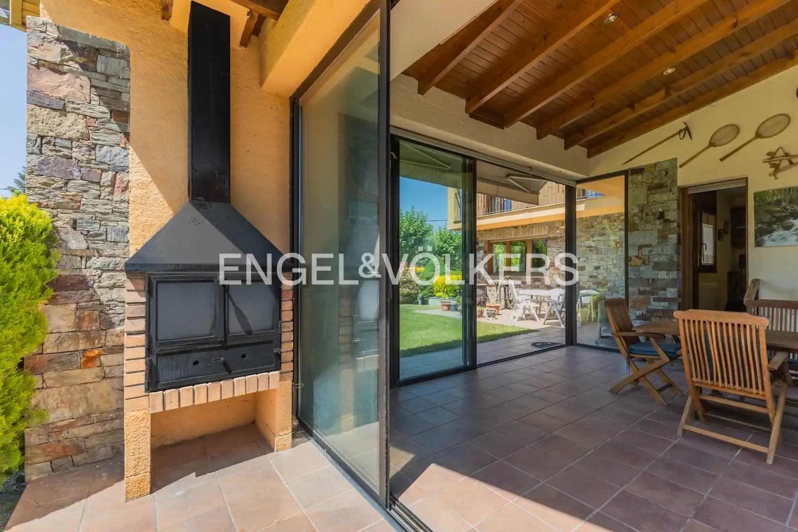 Terrassa de Casa o xalet en venda en Puigcerdà amb Calefacció, Jardí privat i Parquet