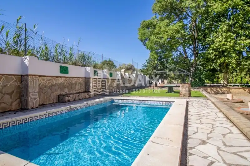 Country homes for sale in Úbeda