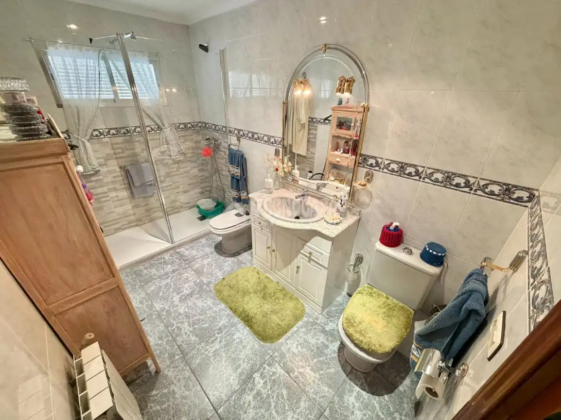 Bathroom of Flat for sale in Móstoles  with Heating and Terrace