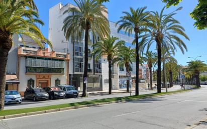 Vista exterior de Pis en venda en  Huelva Capital amb Aire condicionat, Calefacció i Moblat