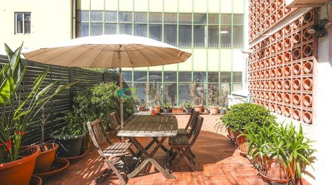 Foto 2 de Piso en venta en Carrer de Sant Fructuós, La Font de la Guatlla, Barcelona Capital