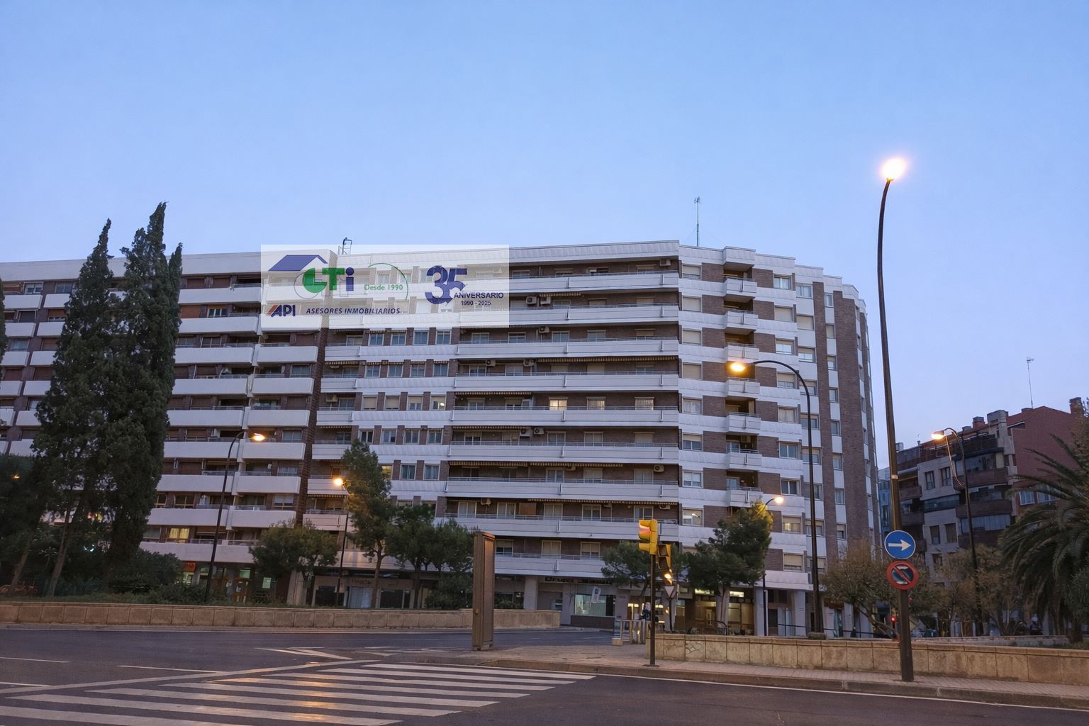 Vista exterior de Piso en venta en  Zaragoza Capital