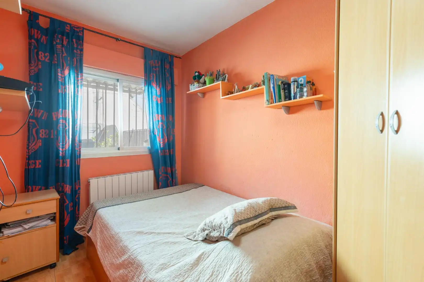 Casa adosada en venta en Calle Goya, 24, Poniente