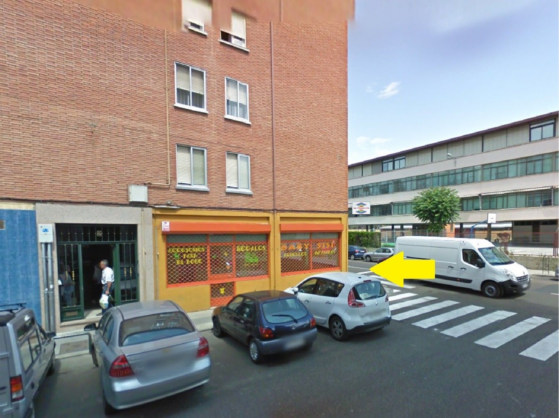 Local de lloguer a Campo de la Juventud