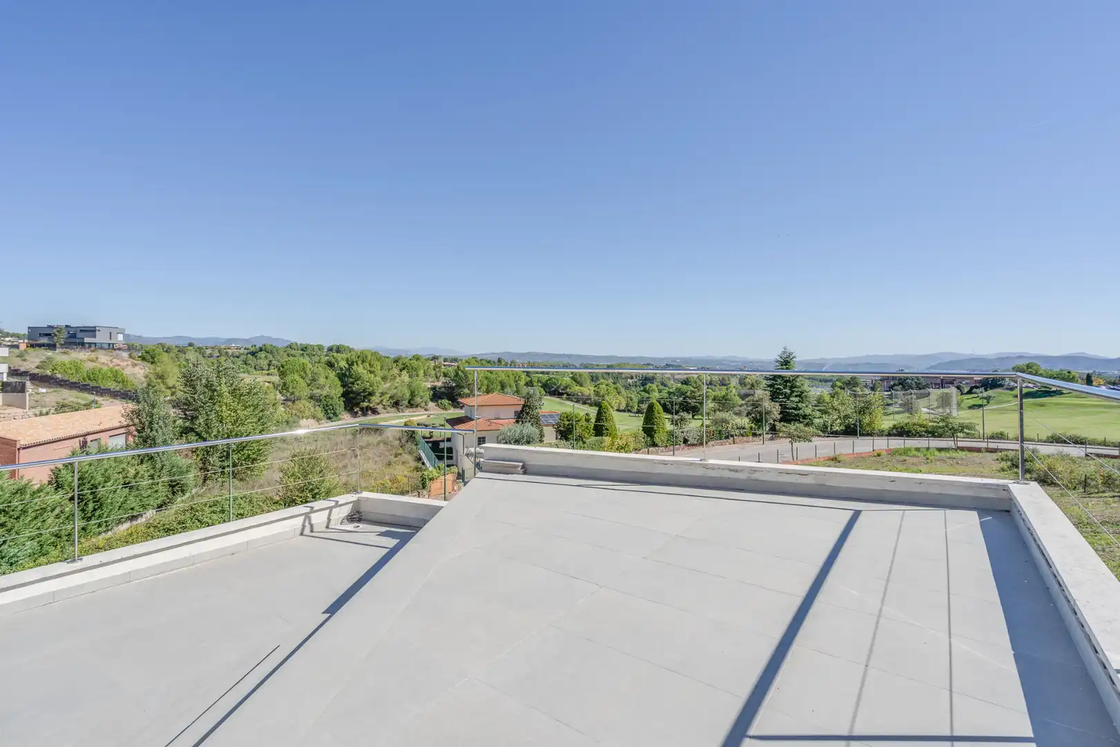 Terrassa de Casa o xalet en venda en Sant Esteve Sesrovires amb Aire condicionat, Calefacció i Jardí privat