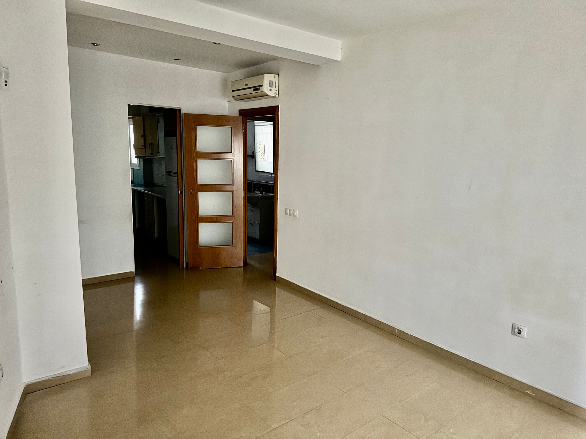 Flat for sale in  Tarragona Capital  with Air Conditioner and Parquet flooring