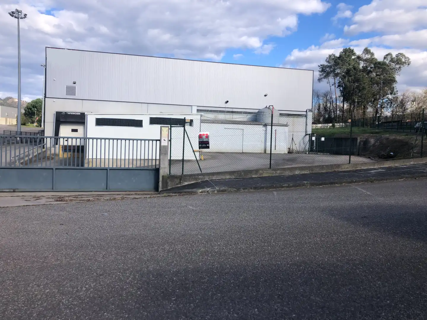 Nave industrial en venta en O Porriño