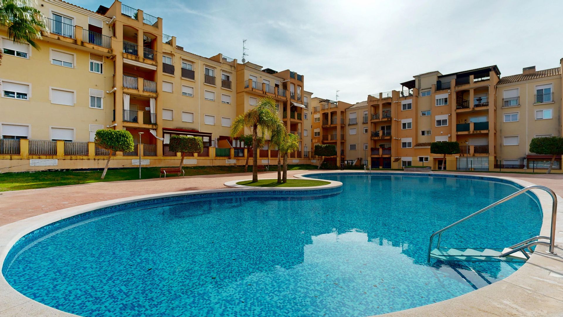 Piscina de Apartament en venda en Molina de Segura amb Parquet, Terrassa i Traster