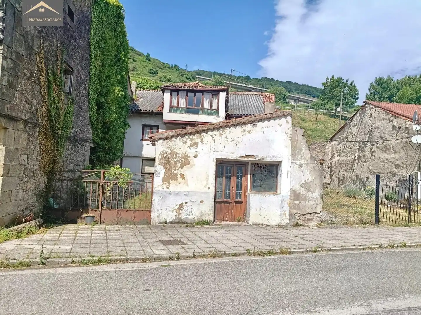 Vista exterior de Casa o xalet en venda en Santiurde de Reinosa